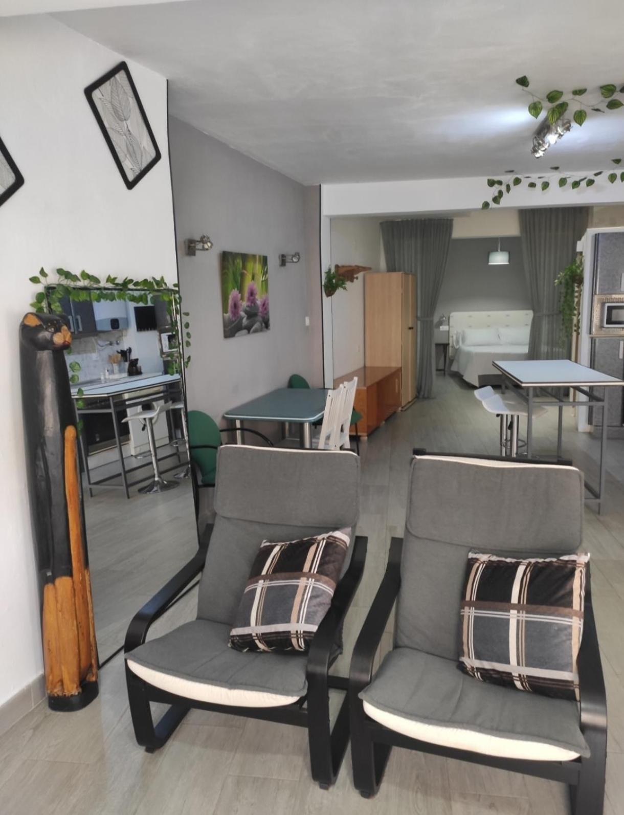 Apartment Loft Centro Con Parking Gratis Y Azotea Chillout Gratis! *